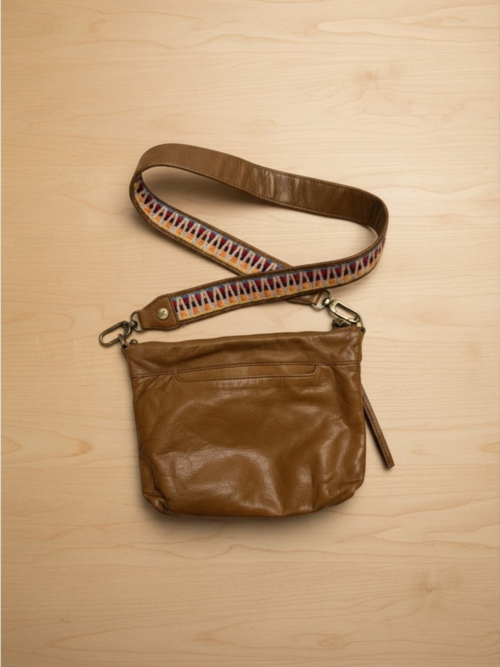 HOBO Retired “DARCY Crossbody and Wristlet” Warm Chestnut Brown  & Boho Strap - Picture 3 of 12